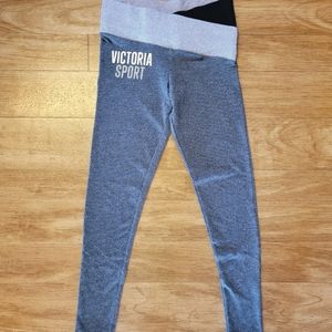 VICTORIA'S SECRET VSX SPORT Crossband, Logo Print Leggings, XS Short